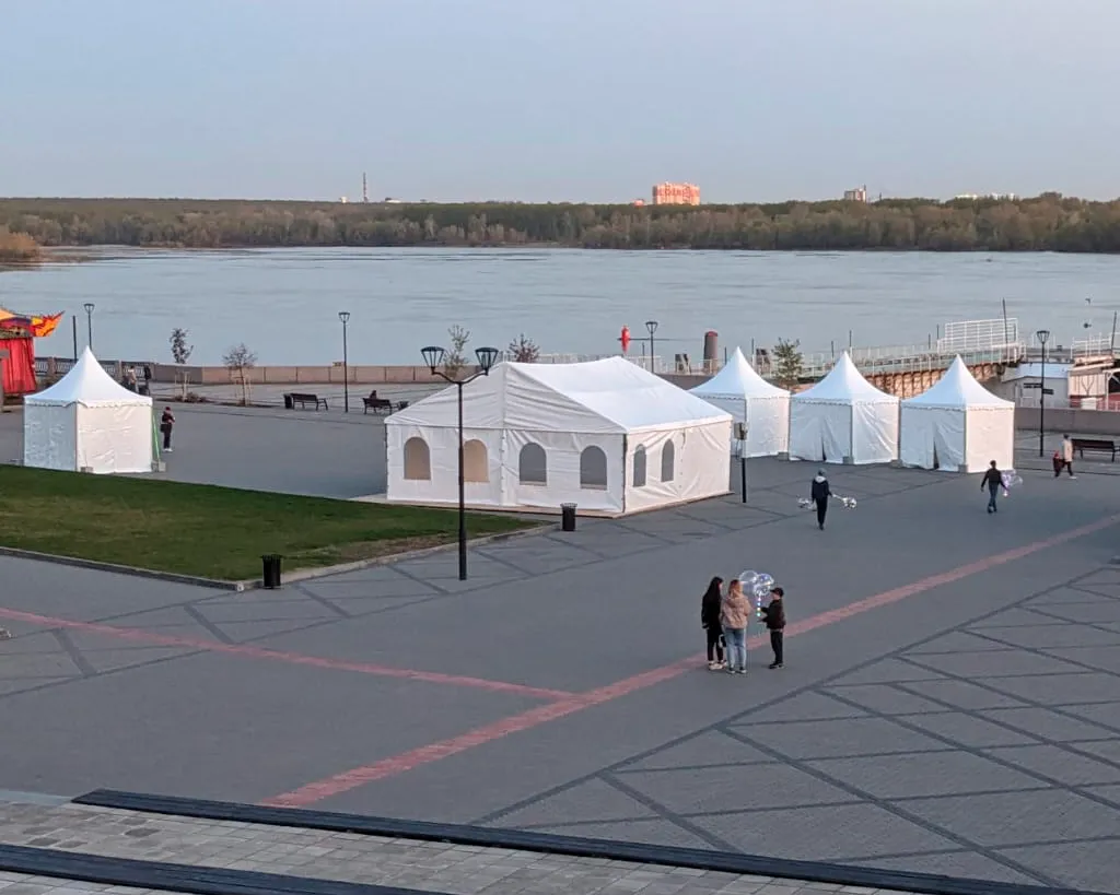 Аренда шатра в Новосибирске Двускатный шатер 8x8